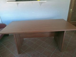 Mesa fuerte melamina nogal