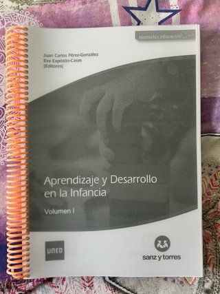 Libros 1º curso UNED