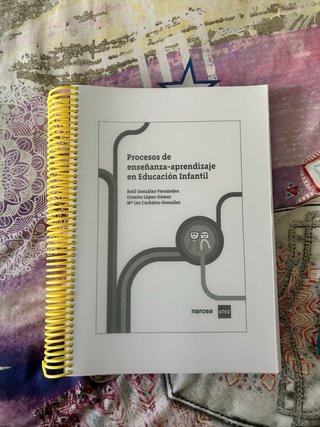 Libros 1º curso UNED