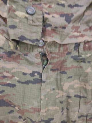 Traje militar mimeta 3-C