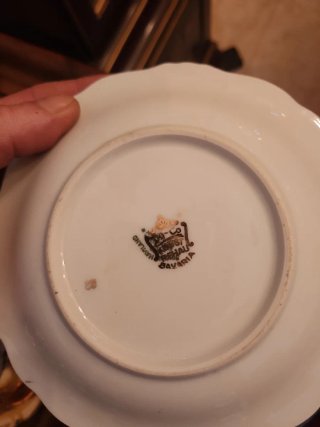 Varios juegos de té Bababria bañados en oro