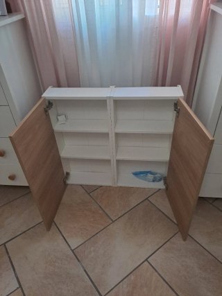Dos Muebles de Madera Estilo Nórdico