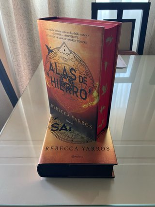 Alas de hierro