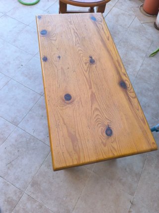 Mesa auxiliar madera maciza robusta