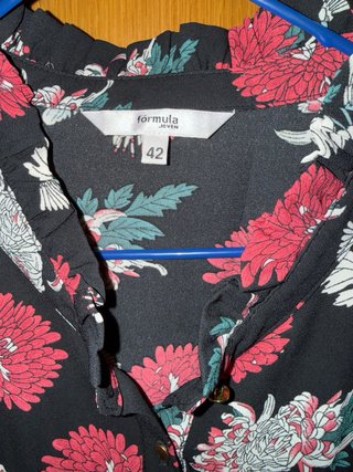 Mono estampado floral negro