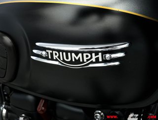 TRIUMPH BONNEVILLE T120 BLACK