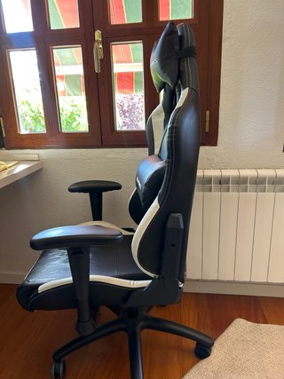 Silla Gamer SONGMICS Negra y Blanca