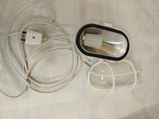 Lote Eléctrico: Foco, recambio led y toma antena