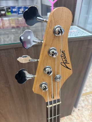 Bajo Electrico Austin