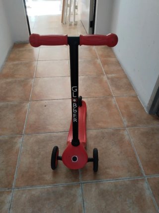 Patinete infantil rojo