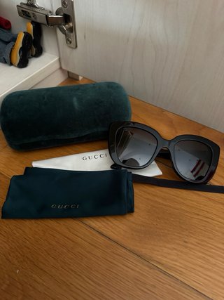 Gafas de sol Gucci negras