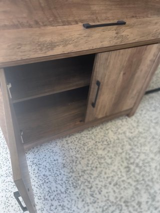 Vetrina in legno e vetro