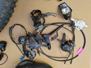 Lote componentes MTB nuevos