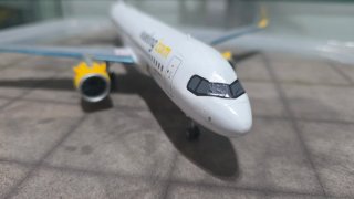 Maqueta Avión Vueling A320 Escala 1:144