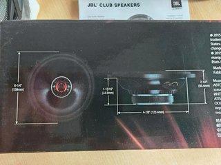 Altavoces coche negros y marrones
