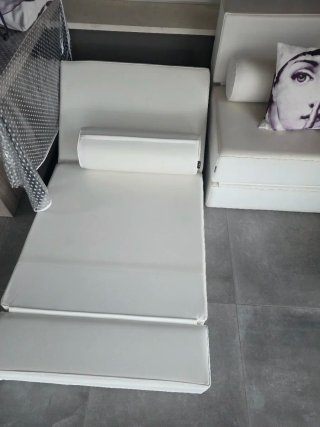 Puf Cama Plegable, sofa blanco