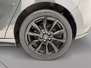 Mazda Mazda3 2.0 e-SKYACTIV-G 88KW HOMURA