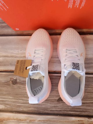 Nike Interact run blancas y rosas