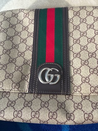 Bolso Gucci GG Supreme bandolera