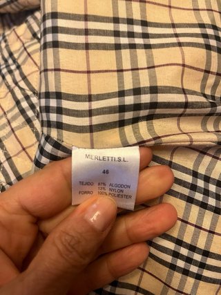 Gabardina Beige Clásica