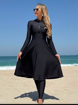 Burkini negro sin usar
