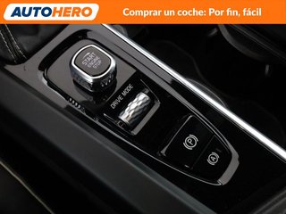 Volvo XC60 2.0 T4 R Design 2WD