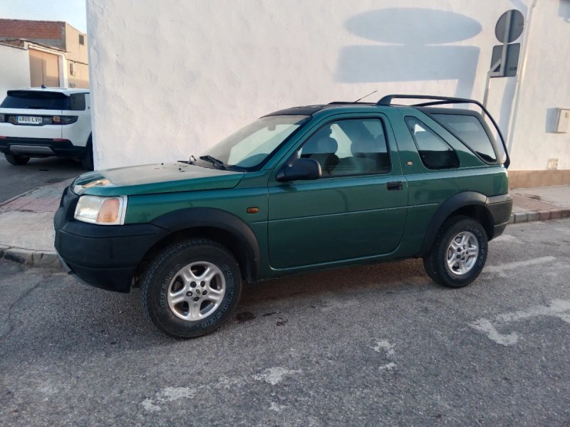 Land Rover Freelander 2000 - foto 1