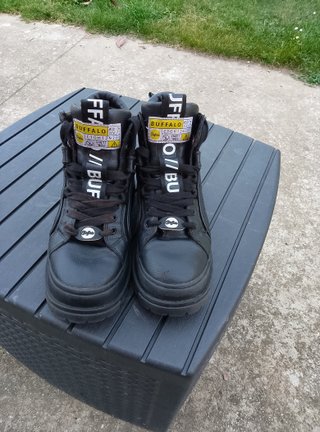 Scarpe Buffalo mod dev. 7 Tg 39