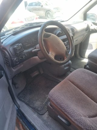 Chrysler Voyager 2000