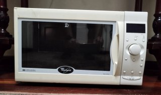 Plato y base microondas Whirlpool Vip27