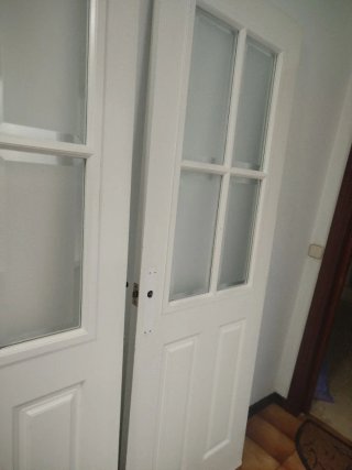 Puerta de paso salon blanca
