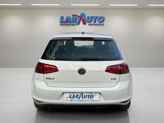 Volkswagen Golf Advance 2016
