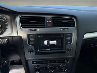 Volkswagen Golf Advance 2016