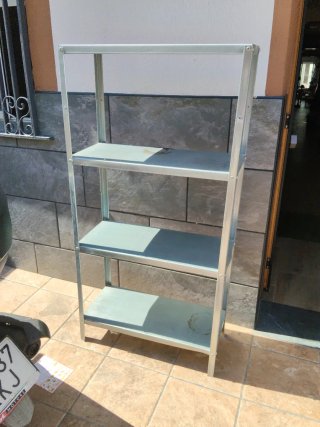 Estantería metálica gris de 4 baldas