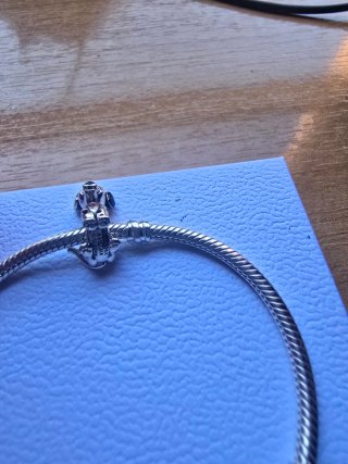 Pulsera Pandora con charms