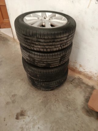 Llantas 205/55 R16 Honda con neumáticos