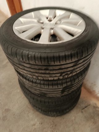 Llantas 205/55 R16 Honda con neumáticos