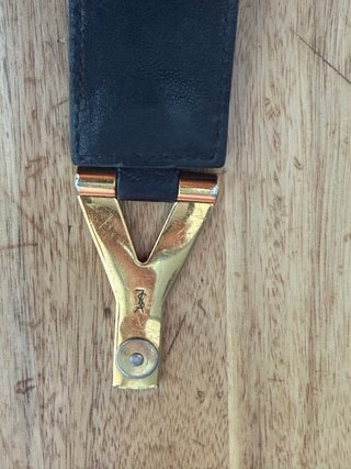 Bolso Yves Saint Laurent YSL Negro Dorado