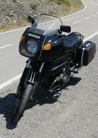 BMW R100RS Negra
