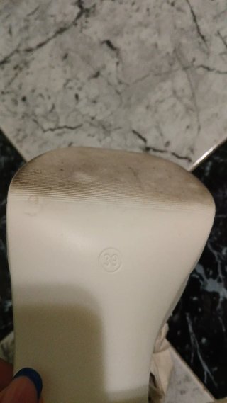 Sandalias de tacón blancas