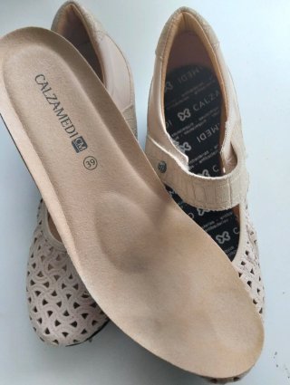 Zapatos de piel Calzamedici beige