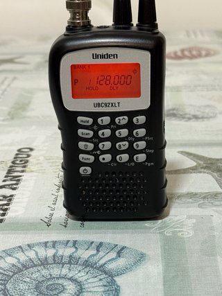 Uniden UBC92XLT Escáner Radio