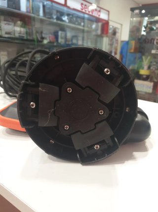 Bomba sumergible Black+Decker 750W