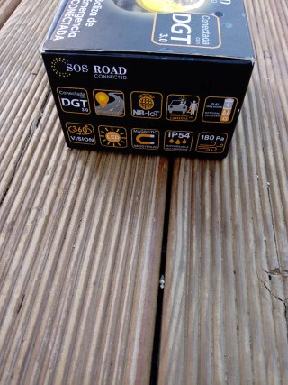 Baliza V16 SOS ROAD Conectada DGT 3.0
