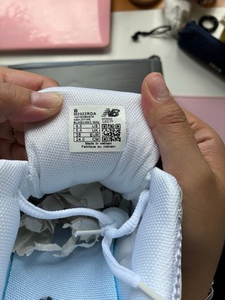 New Balance 530 Plata y Blanco.