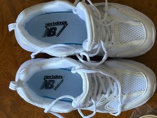 New Balance 530 Plata y Blanco.