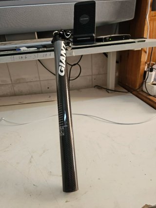 Tija Giant Carbono 30.9