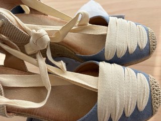 Zapatillas de esparto con cordones