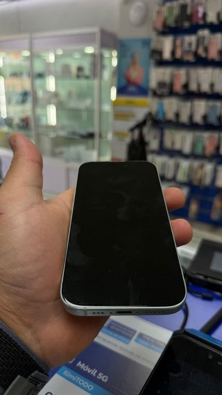 iPhone 15 256GB Verde Grado AB