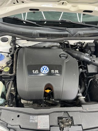 Volkswagen Golf 1.6 HIGHLINE AUTOMATIC 100cv Nacional